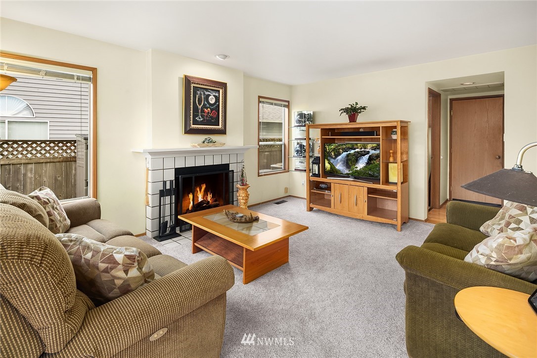 12702 Northeast 200th Place Bothell, WA 98011 - Photo 9 of 22