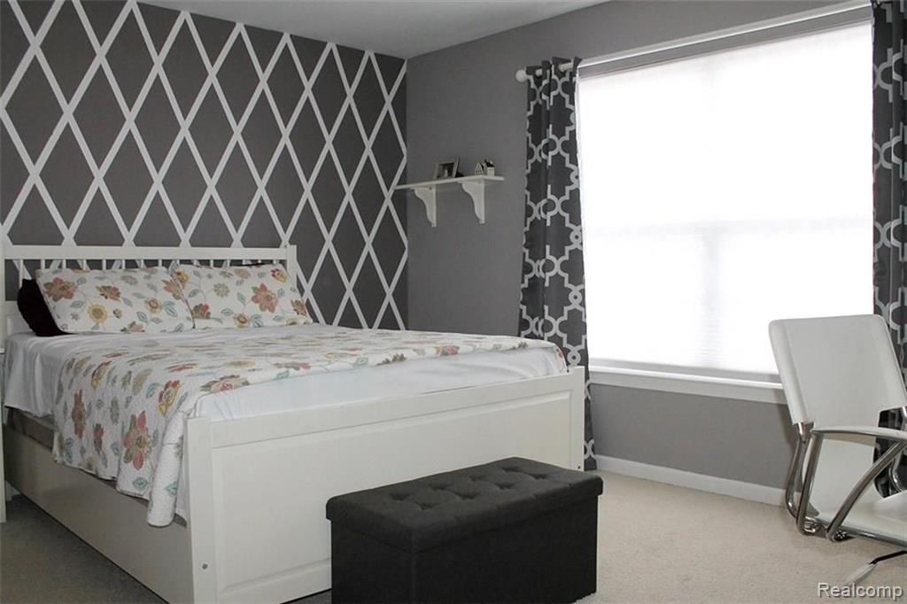 3511 Hogan Circle Rochester Hills, MI 48307 - Photo 24 of 43