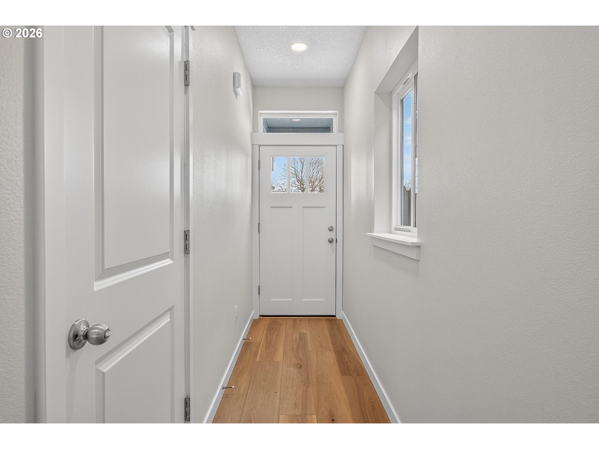 9281 East Burnside Street Portland, OR 97220 - Photo 3 of 23