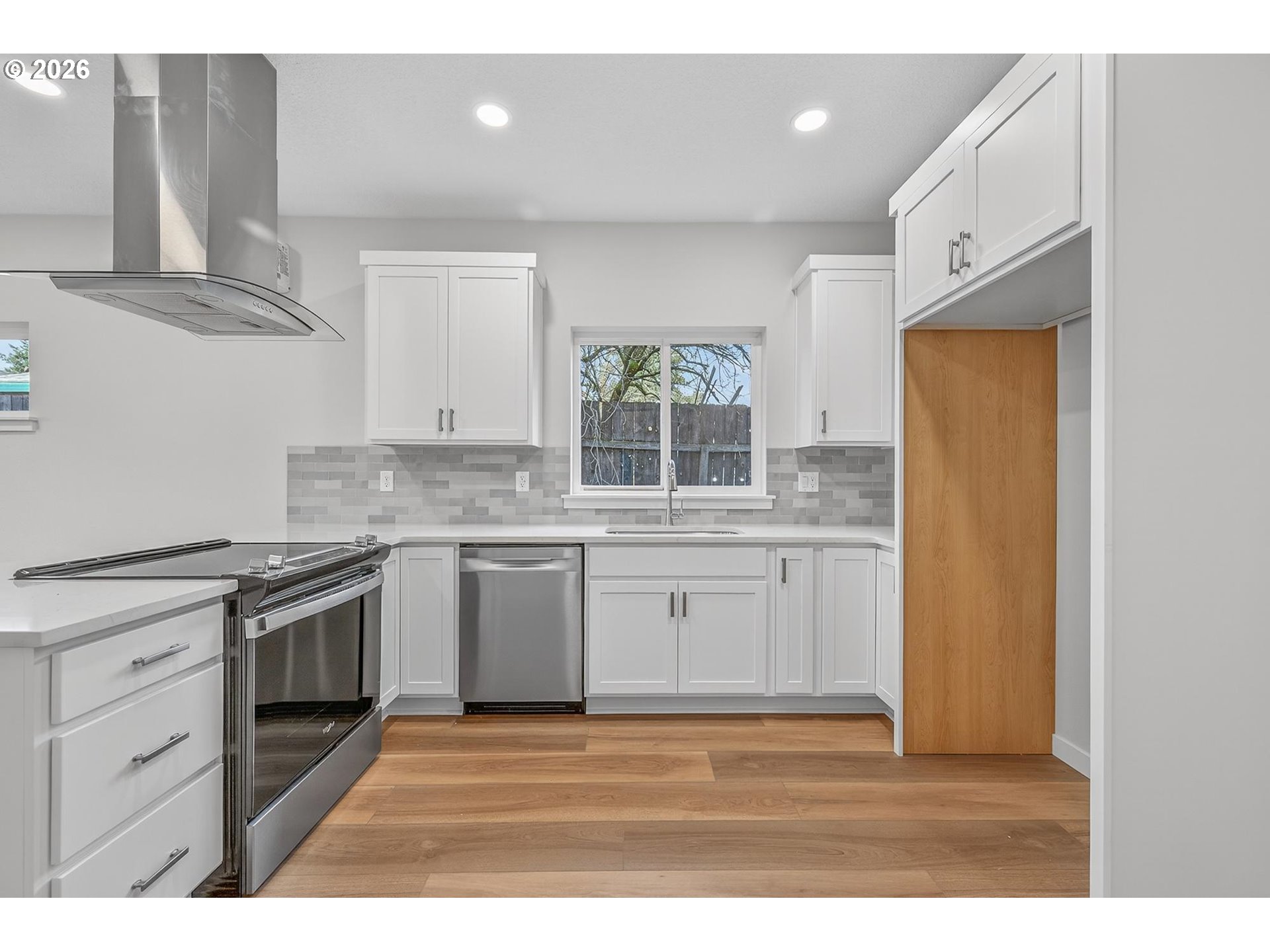 9281 East Burnside Street Portland, OR 97220 - Photo 5 of 23