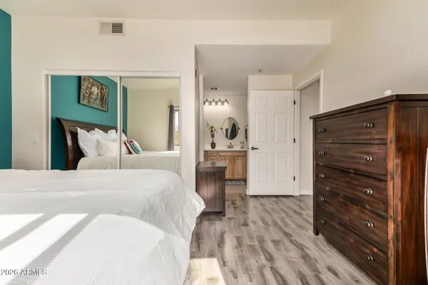 $298,800 | 920 East Devonshire Avenue, Unit 2027, Phoenix, AZ 85014