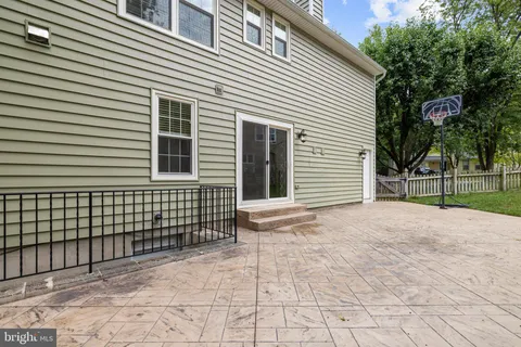 $685,000 | 291 College Manor Drive, Arnold, MD 21012