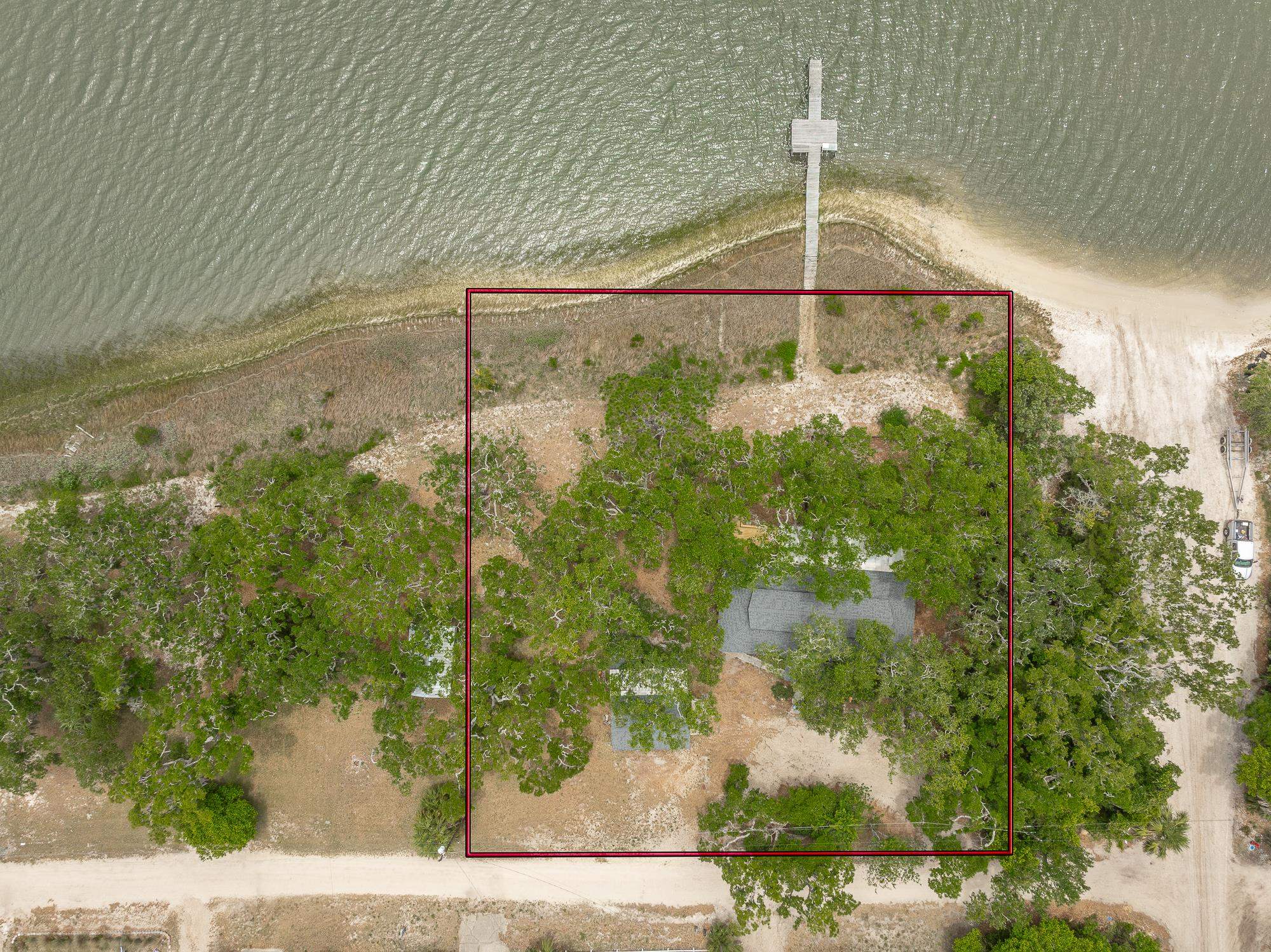 632 Mariner Circle Alligator Point, FL 32346 - Photo 13 of 44