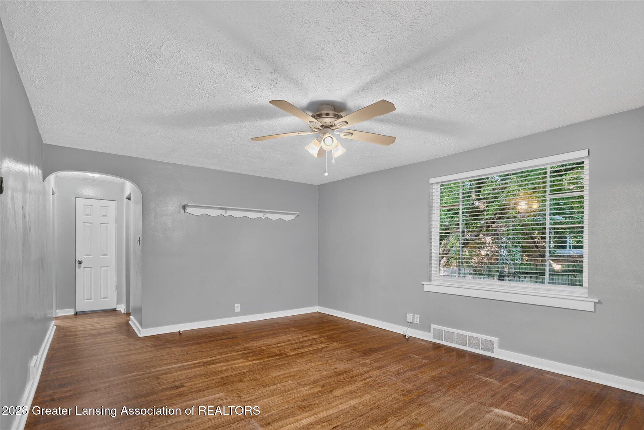 2020 Hamilton Road Okemos, MI 48864 - Photo 6 of 38 07-2020-Hamilton-Rd-WindowStill-Photogra