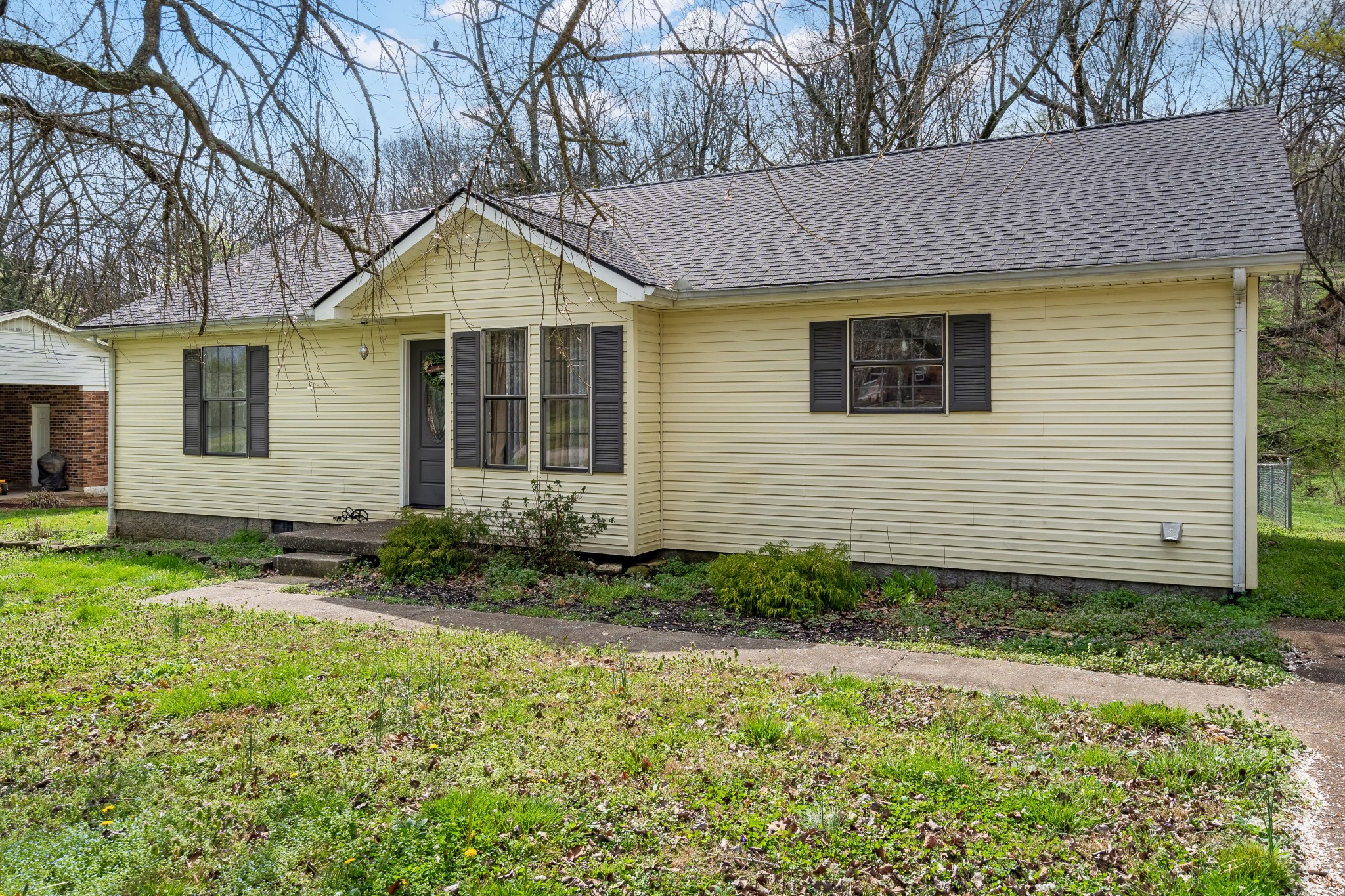 2041 Phillips Street Lewisburg, TN 37091 - Photo 4 of 36