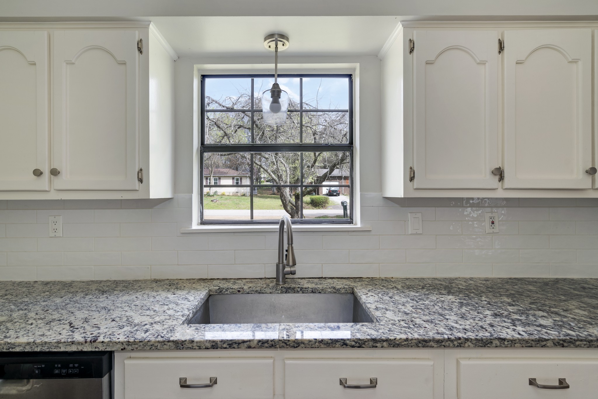 2041 Phillips Street Lewisburg, TN 37091 - Photo 10 of 36