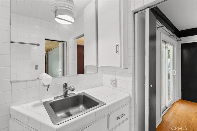 $899,000 | 6443 Bakman Avenue, North Hollywood, CA 91606