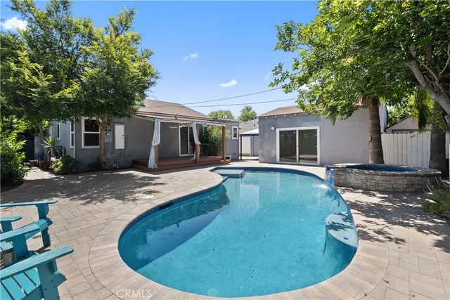 $899,000 | 6443 Bakman Avenue, North Hollywood, CA 91606