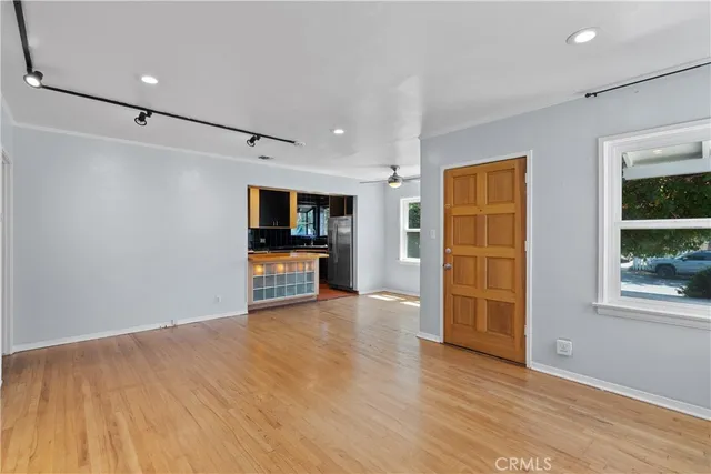 $899,000 | 6443 Bakman Avenue, North Hollywood, CA 91606