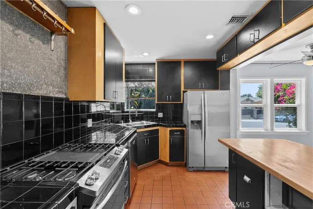 $899,000 | 6443 Bakman Avenue, North Hollywood, CA 91606