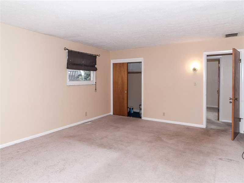 9902 Vandergriff Road Indianapolis, IN 46239 - Photo 13 of 24