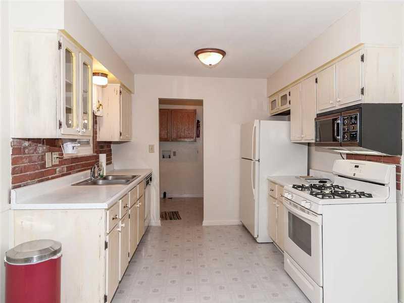 9902 Vandergriff Road Indianapolis, IN 46239 - Photo 7 of 24