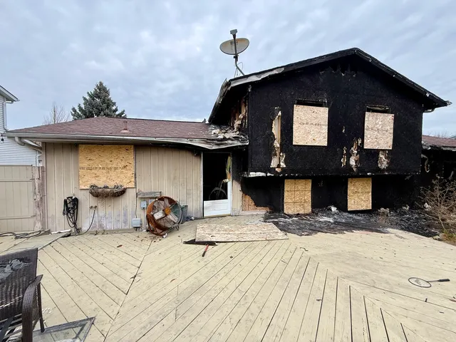 $75,000 | 3406 Karen Drive, Joliet, IL 60431