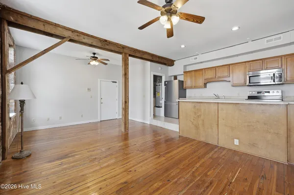 $2,200 | 603 East 2 E Colonial Avenue, Elizabeth City, NC 27909