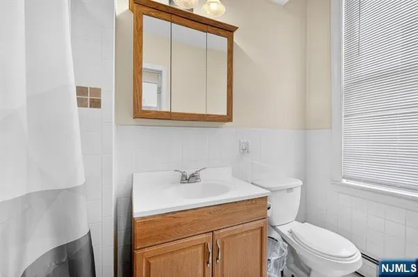 $399,000 | 358 3rd Street, Unit 3R, Hoboken, NJ 07030