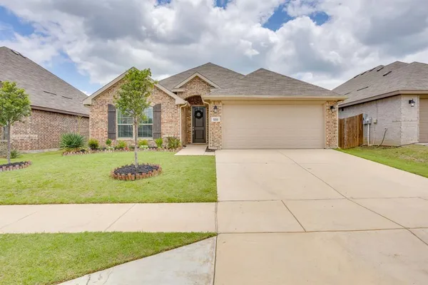 $295,000 | 533 Lela Circle, Keene, TX 76059
