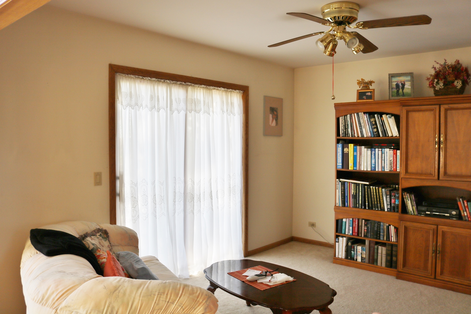 12232 Grove Road Minooka, IL 60447 - Photo 22 of 57 a living room with furniture and a window