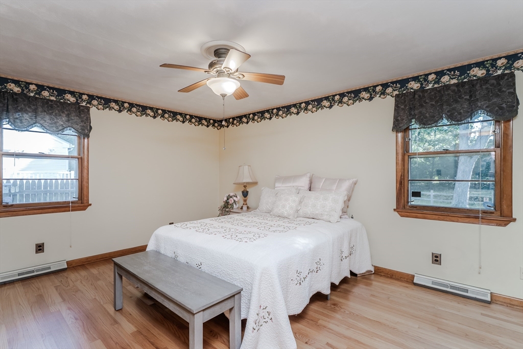 99 Rosewell Street Springfield, MA 01109 - Photo 13 of 33