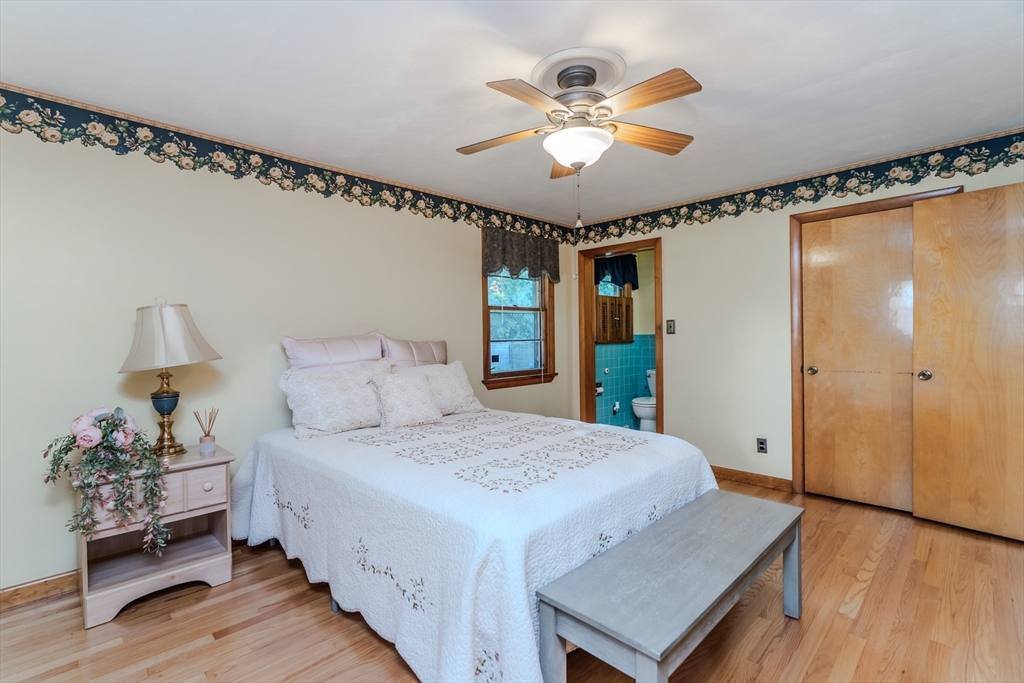 99 Rosewell Street Springfield, MA 01109 - Photo 15 of 33