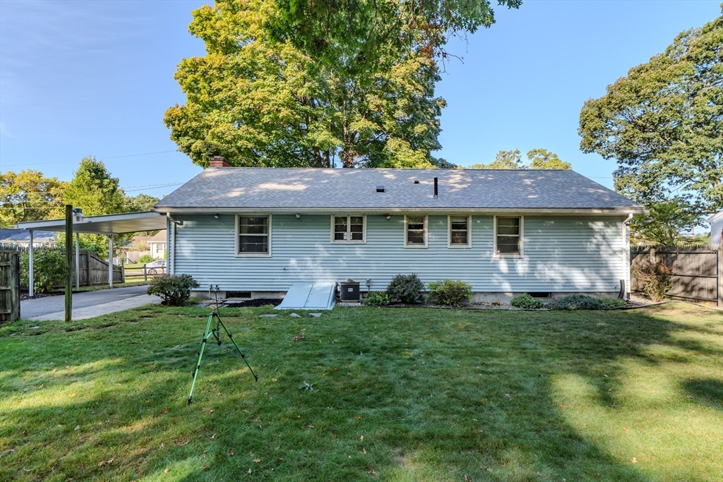 99 Rosewell Street Springfield, MA 01109 - Photo 28 of 33