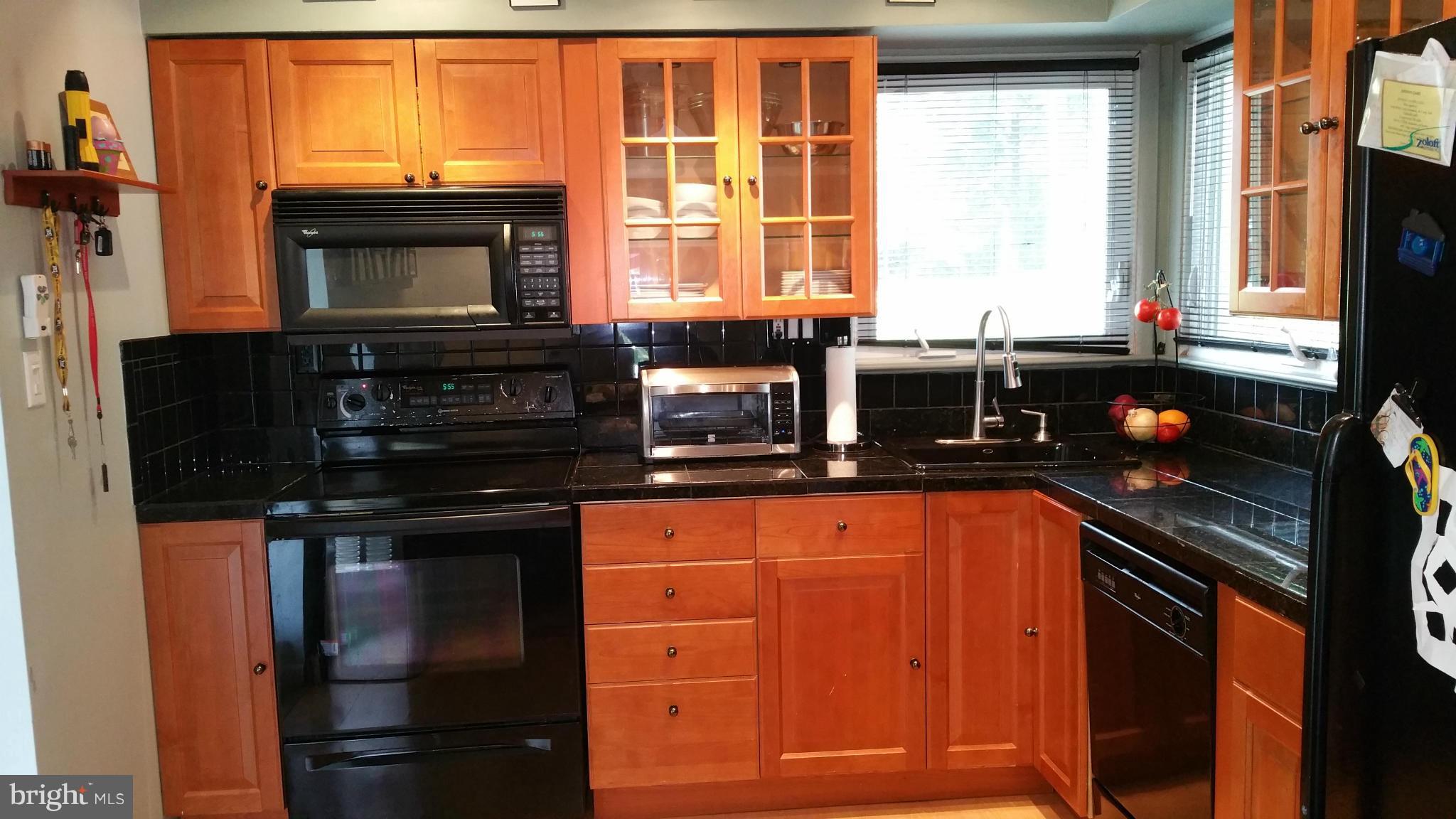 4874 Long View Road Camp Springs, MD 20748 - Photo 26 of 28 Kitchen