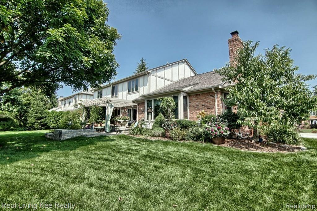 1749 Old Homestead Drive Rochester, MI 48306 - Photo 45 of 47 Rear_2nd_View.jpg