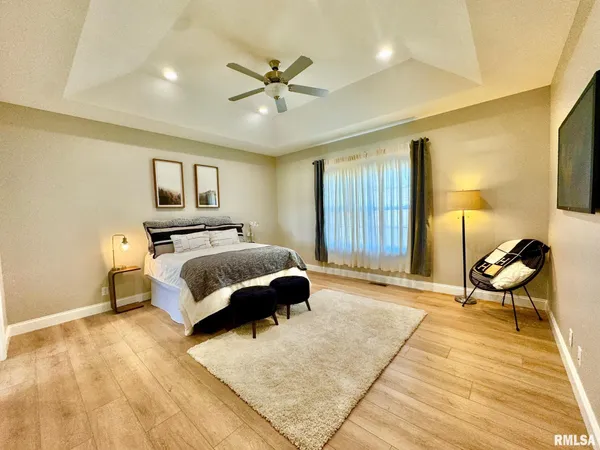 $599,900 | 107 Samuel Court, Washington, IL 61571