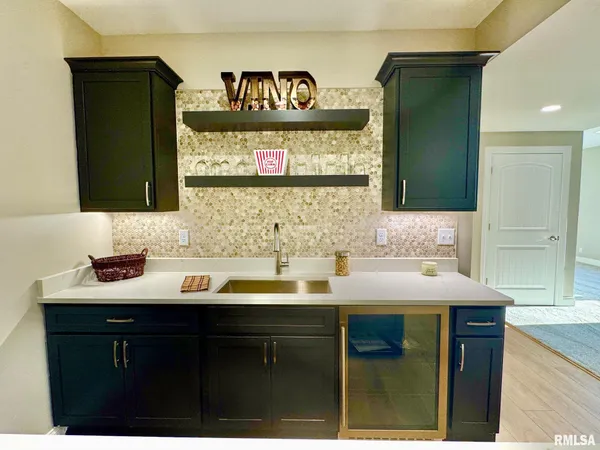 $599,900 | 107 Samuel Court, Washington, IL 61571