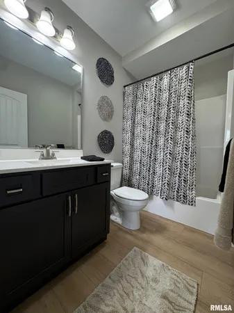 $599,900 | 107 Samuel Court, Washington, IL 61571
