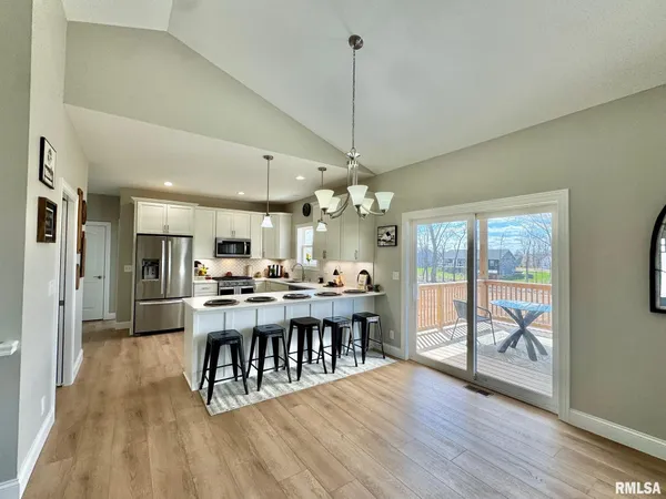 $599,900 | 107 Samuel Court, Washington, IL 61571