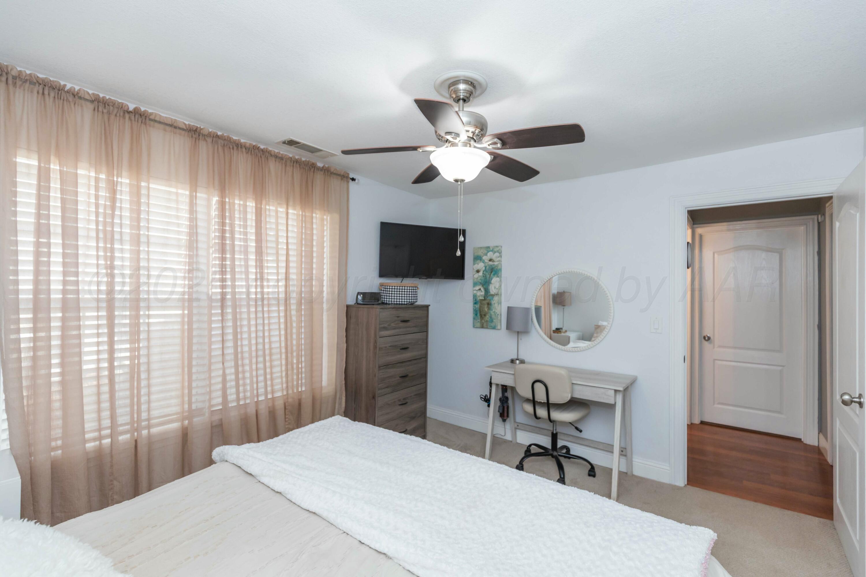 401 Sunset Terrace Amarillo, TX 79106 - Photo 11 of 15 Bed1