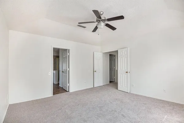 $2,175 | 8201 Cloverglen Lane, Fort Worth, TX 76123