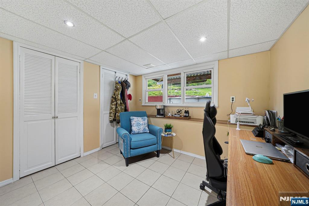 22 Federal Hill Road Pompton Lakes, NJ 07442 - Photo 24 of 40