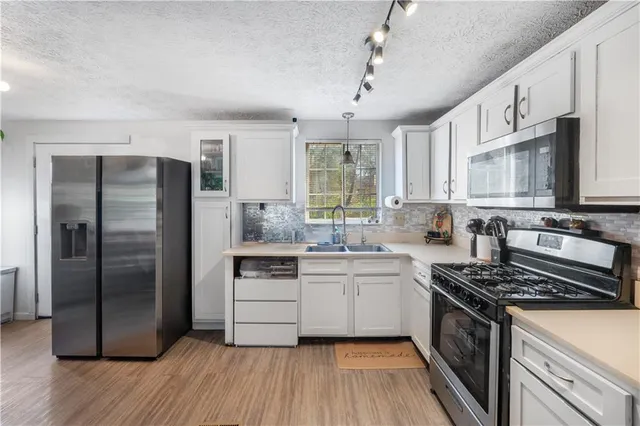 $260,000 | 3274 Adelade Court, Lithonia, GA 30038