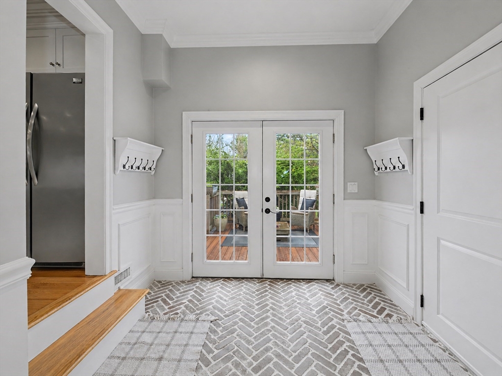 16 Forest Road Westwood, MA 02090 - Photo 17 of 40 Gallery Image 17