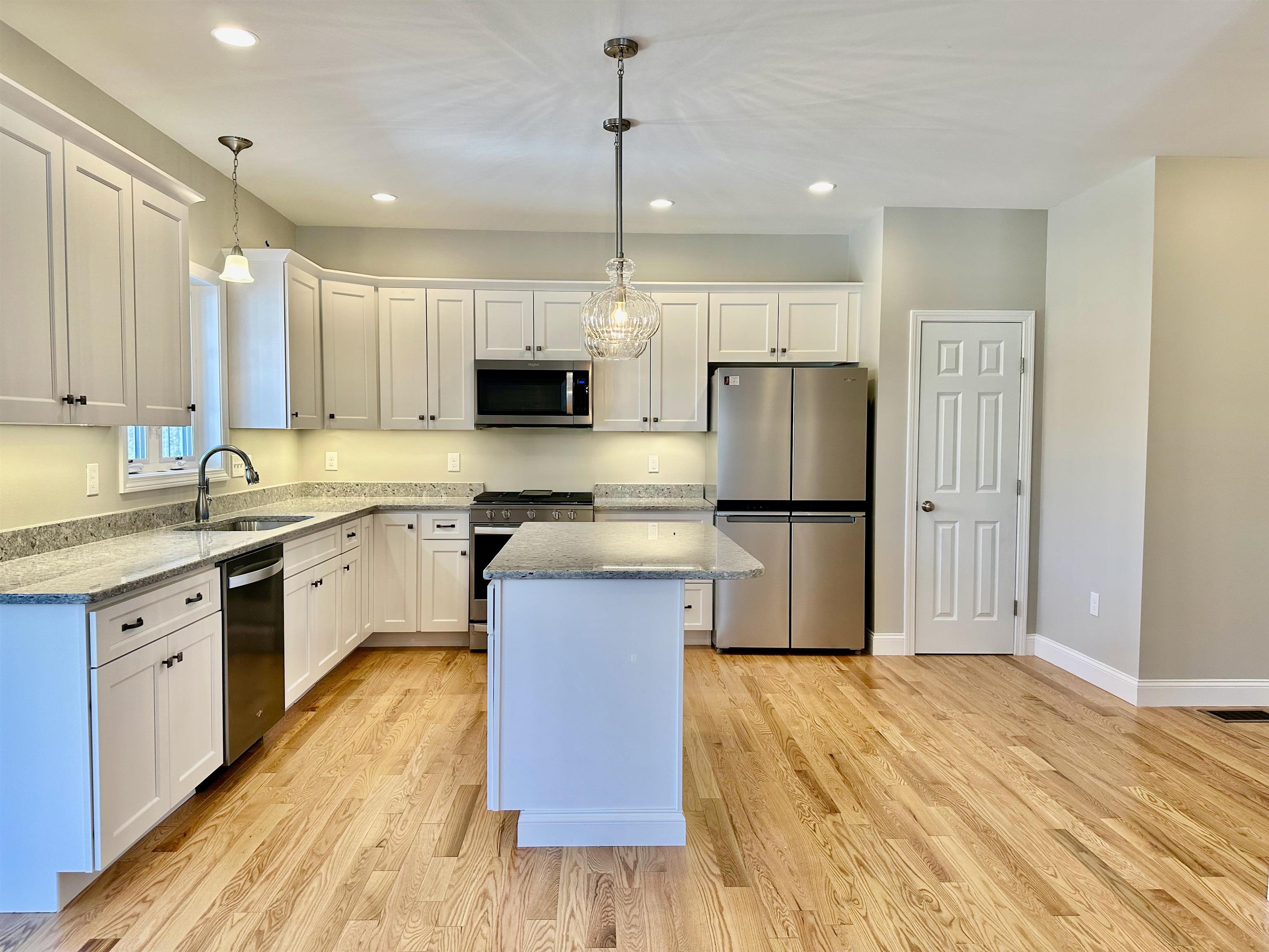 8 Saddleback Drive Nashua, NH 03060 - Photo 13 of 16