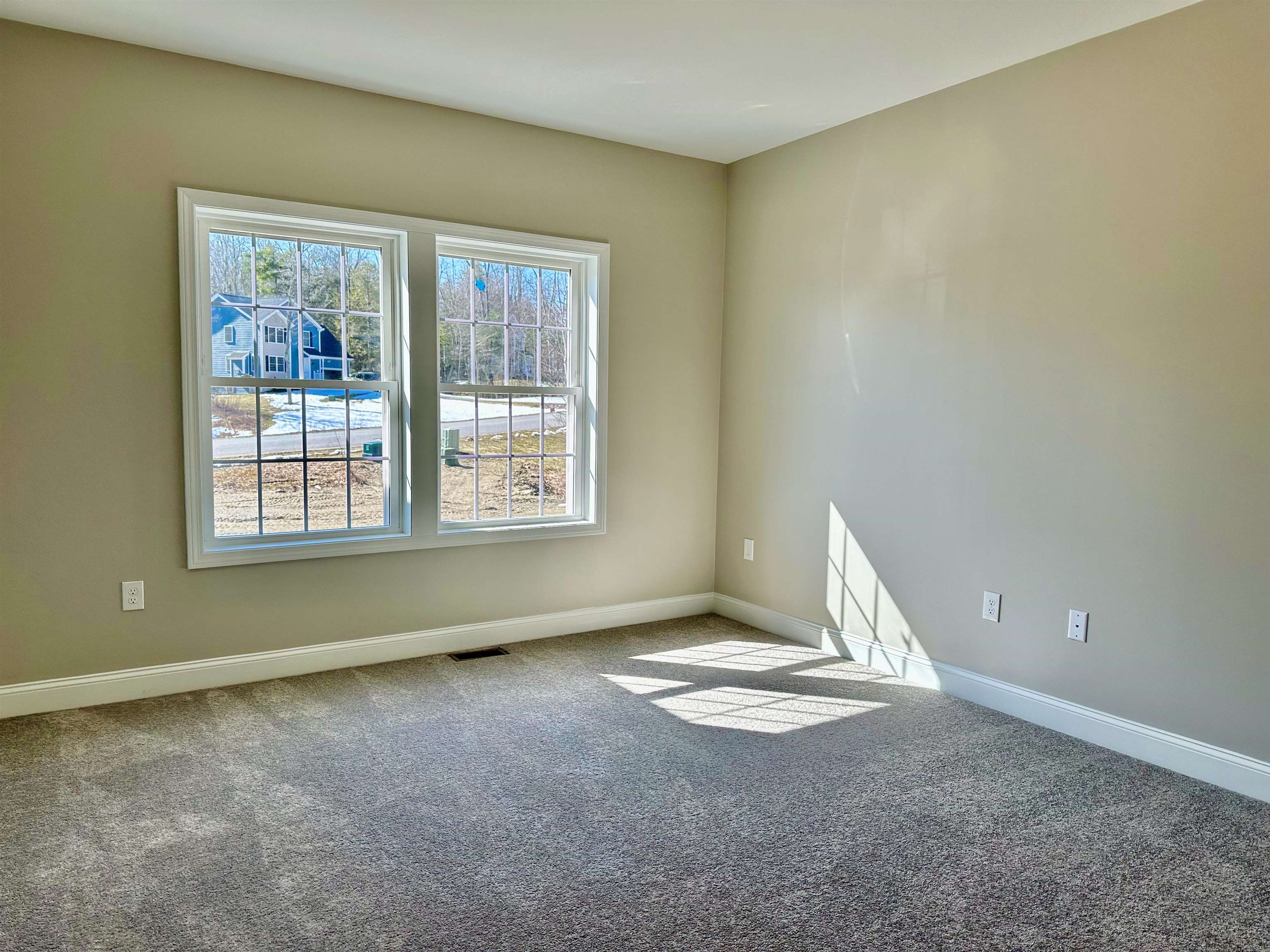 8 Saddleback Drive Nashua, NH 03060 - Photo 6 of 16