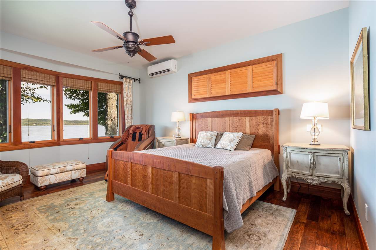648 South Stony Point Road Suttons Bay, MI 49682 - Photo 24 of 61 1879427-23.JPG