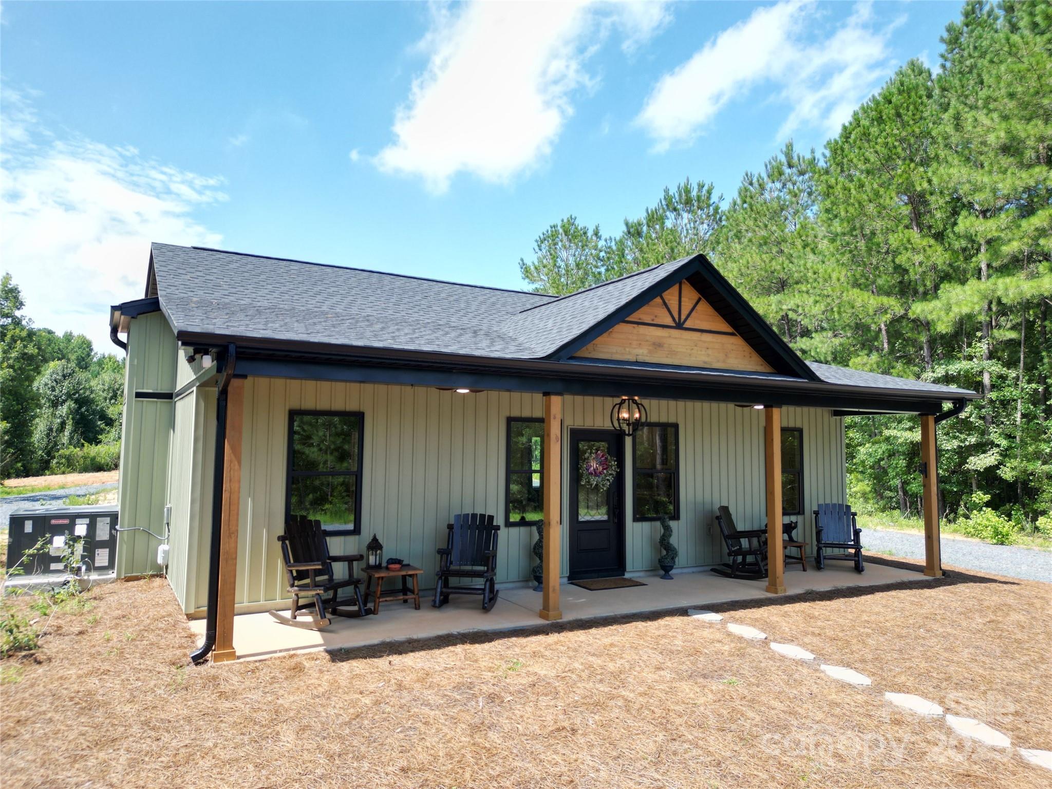 425 Martin Road Wadesboro, NC 28170 - Photo 9 of 42 Gallery Image 9