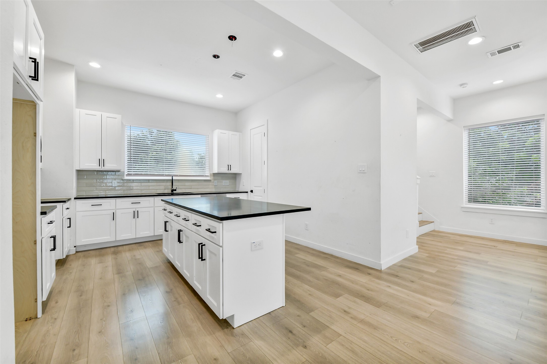 3403 Daphne Street, Unit C Houston, TX 77021 - Photo 12 of 27