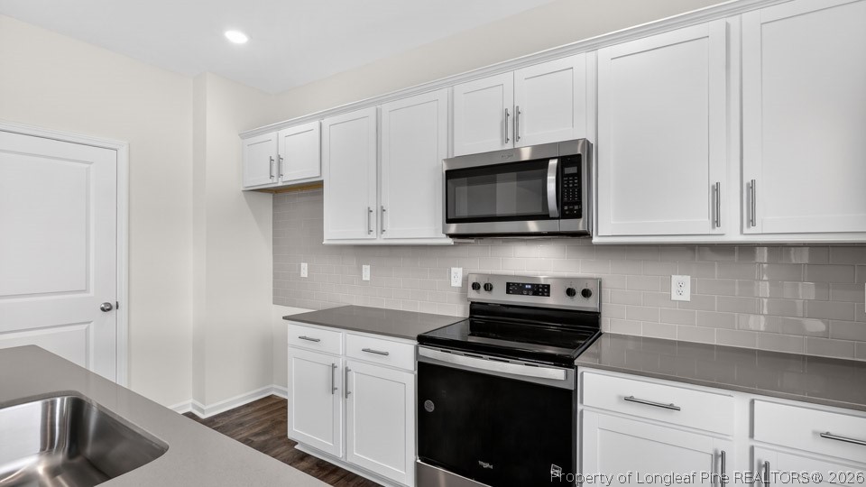 31 Mercer Way Spring Lake, NC 28390 - Photo 13 of 35 Kitchen