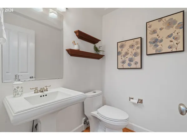 $1,195,000 | 31286 Willamette Way West, Wilsonville, OR 97070