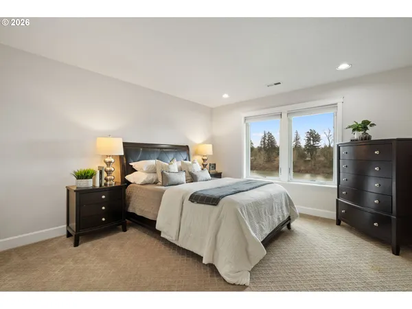 $1,195,000 | 31286 Willamette Way West, Wilsonville, OR 97070
