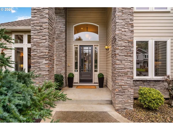 $1,195,000 | 31286 Willamette Way West, Wilsonville, OR 97070