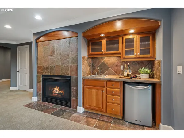 $1,195,000 | 31286 Willamette Way West, Wilsonville, OR 97070