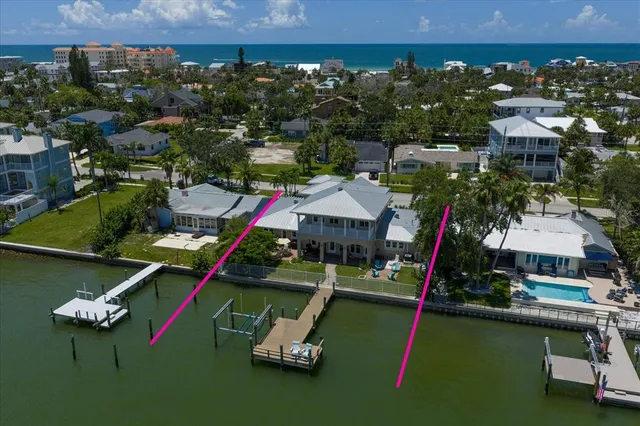 $2,150,000 | 733 Bay Esplanade, Clearwater Beach, FL 33767