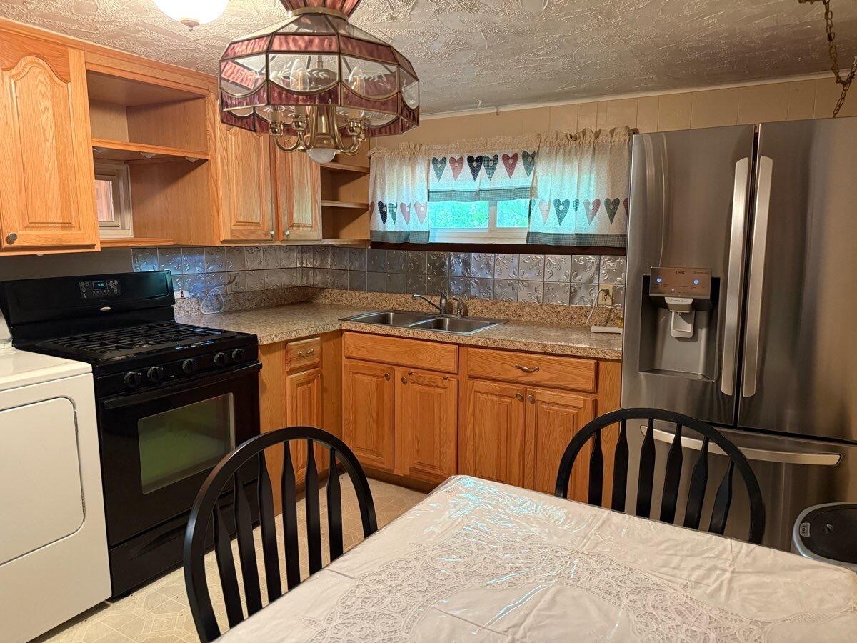 769 Clintonville Road Peru, NY 12972 - Photo 12 of 39 Kitchen