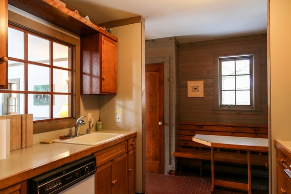 211 Cold Spring Road Shaftsbury, VT 05257 - Photo 12 of 36 Gallery Image 12