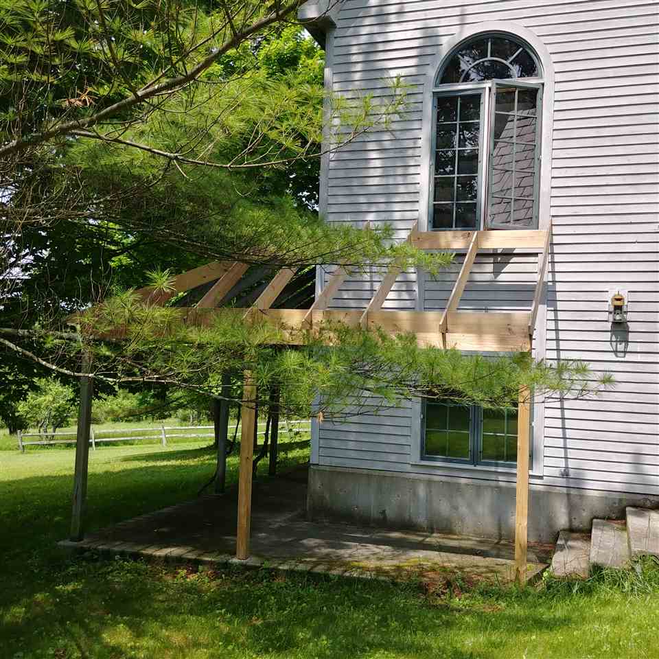 211 Cold Spring Road Shaftsbury, VT 05257 - Photo 5 of 36 Gallery Image 5