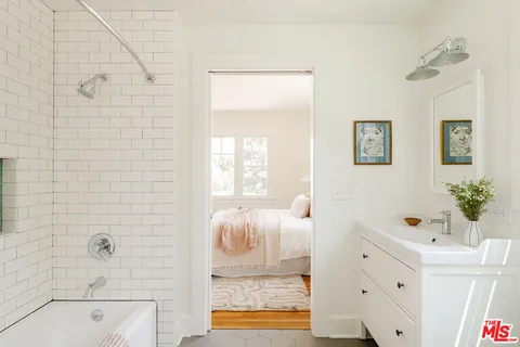 $2,395,000 | 2516 Ivan Hill Terrace, Los Angeles, CA 90039